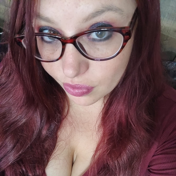 Meet your Posher, Crystal - Picture 1 of 1